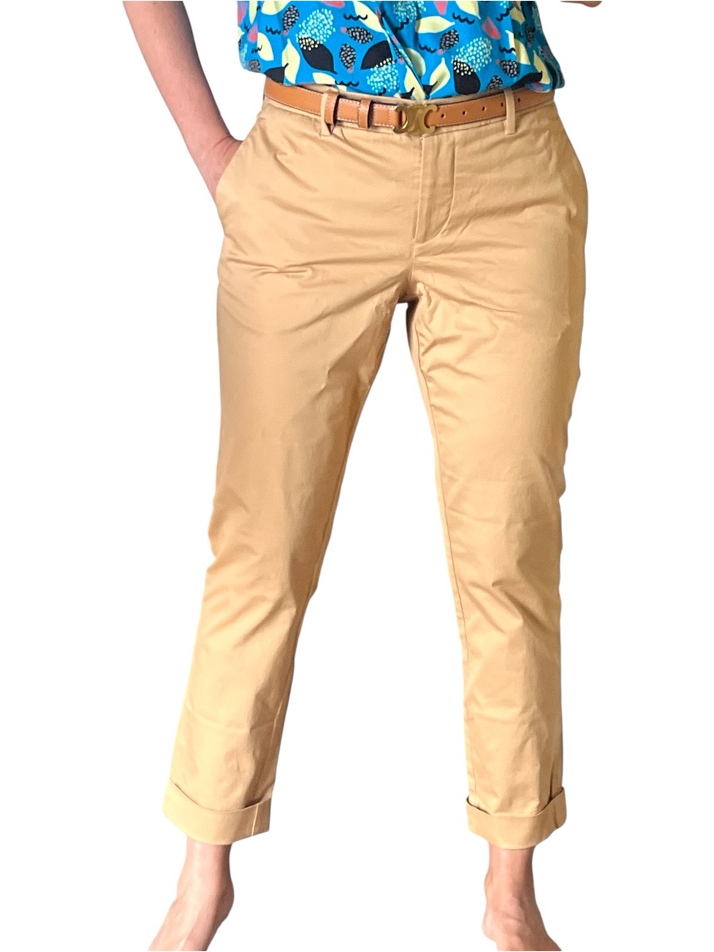 WildFang the Essential Trouser, cropped pants, size 6